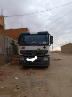 camion-mercedes-actros-ain-madhi-laghouat-algerie