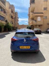 voitures-renault-clio-5-2022-limited-ain-naadja-alger-algerie