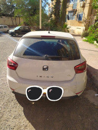 voitures-seat-ibiza-2013-fully-zeralda-alger-algerie