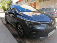 voitures-renault-clio-5-2022-intense-plus-mode-sport-oran-algerie