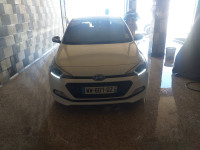 moyenne-berline-hyundai-i20-2017-prestige-tamanrasset-algerie