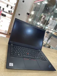 Lenovo Thinkpad T14s/ i7-10th/16G/256Ssd