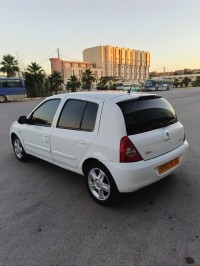 سيارات-renault-clio-campus-2014-غليزان-الجزائر
