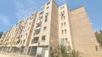 appartement-vente-f3-alger-mahelma-algerie