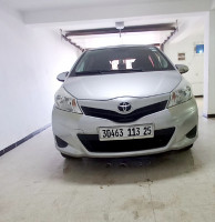 voitures-toyota-yaris-2013-constantine-algerie