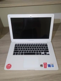 Pc portable thomson État 10/10 (jdid) 
