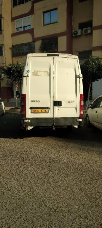 location-de-vehicules-fourgon-iveco-c15-oued-smar-alger-algerie