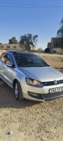 voitures-volkswagen-polo-2013-life-el-aouinet-tebessa-algerie