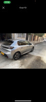 voitures-peugeot-208-2022-allure-msila-algerie