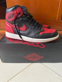 AIR JORDAN 1 BRED BANNED 