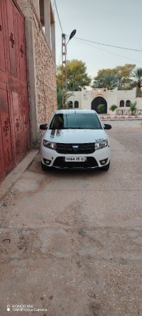 سيارات-dacia-logan-2015-الأغواط-الجزائر