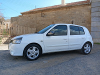 voitures-renault-clio-campus-2014-facelift-sour-el-ghouzlane-bouira-algerie