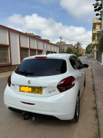 city-car-peugeot-208-2018-tech-vision-mostaganem-algeria
