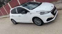 voitures-peugeot-208-2015-allure-facelift-el-khroub-constantine-algerie