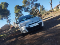 voitures-renault-clio-3-2010-dynamique-bouira-algerie