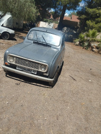 voitures-renault-4-1982-bouira-algerie