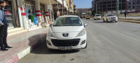 voitures-peugeot-207-2013-14-hdi-bordj-bou-arreridj-algerie