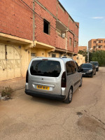 voitures-peugeot-partner-2009-tepee-laghouat-algerie