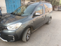 voitures-renault-kangoo-2024-stepway-bechar-algerie