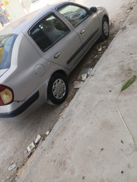 voitures-renault-clio-classique-2005-ouled-sabor-setif-algerie