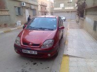 voitures-renault-scenic-2003-hadjadj-mostaganem-algerie