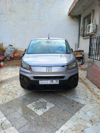 voitures-fiat-doblo-2024-nouvelle-constantine-algerie