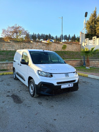 voitures-fiat-doblo-2024-nouvelle-constantine-algerie