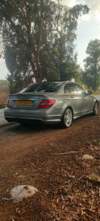 voitures-mercedes-classe-c-2008-c220-mila-algerie