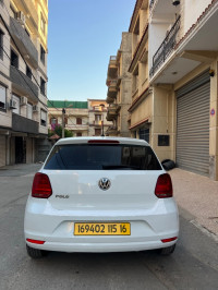 voitures-volkswagen-polo-2015-nouvelle-trendline-khraissia-alger-algerie