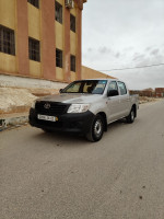 utilitaire-toyota-hilux-2014-laghouat-algerie