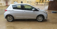 citadine-toyota-yaris-2012-djamaa-el-meghaier-algerie