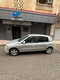 voitures-renault-clio-campus-2009-extreme-setif-algerie