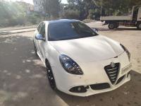 moyenne-berline-alfa-romeo-giuletta-2012-ouled-fayet-alger-algerie