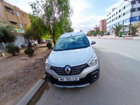 voitures-renault-kangoo-2024-djelfa-algerie