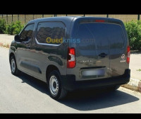 utilitaire-fiat-doblo-2024-gdyel-oran-algerie