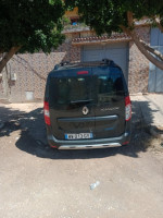 utilitaire-renault-kangoo-2024-stepway-chettia-chlef-algerie