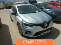 voitures-renault-clio-5-2023-plus-oran-algerie