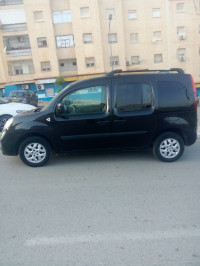 voitures-renault-kangoo-2009-ben-aknoun-alger-algerie