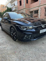 moyenne-berline-volkswagen-golf-8-2023-gtd-mascara-algerie