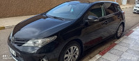 voitures-toyota-auris-2013-dynamique-ain-bessem-bouira-algerie