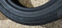 Pneus 235/55 R17 continental 