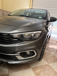 voitures-fiat-tipo-sedan-2024-life-tlemcen-algerie