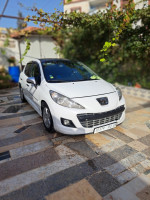 voitures-peugeot-207-2012-allure-reghaia-alger-algerie