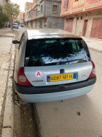 voitures-renault-clio-2-2001-extreme-tissemsilt-algerie