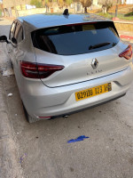 voitures-renault-clio-5-2023-techno-sidi-chami-oran-algerie