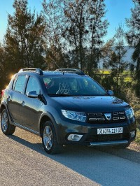 سيارات-dacia-sandero-2019-stepway-باتنة-الجزائر