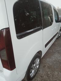 سيارات-citroen-berlingo-multispace-2014-exclusif-plus-سطاوالي-الجزائر
