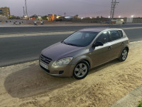 moyenne-berline-kia-ceed-2011-hassi-messaoud-ouargla-algerie