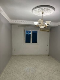 شقة-بيع-3-غرف-عين-تيموشنت-العامرية-الجزائر