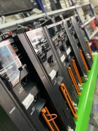 Servo-drive OMRON R88D-1SN